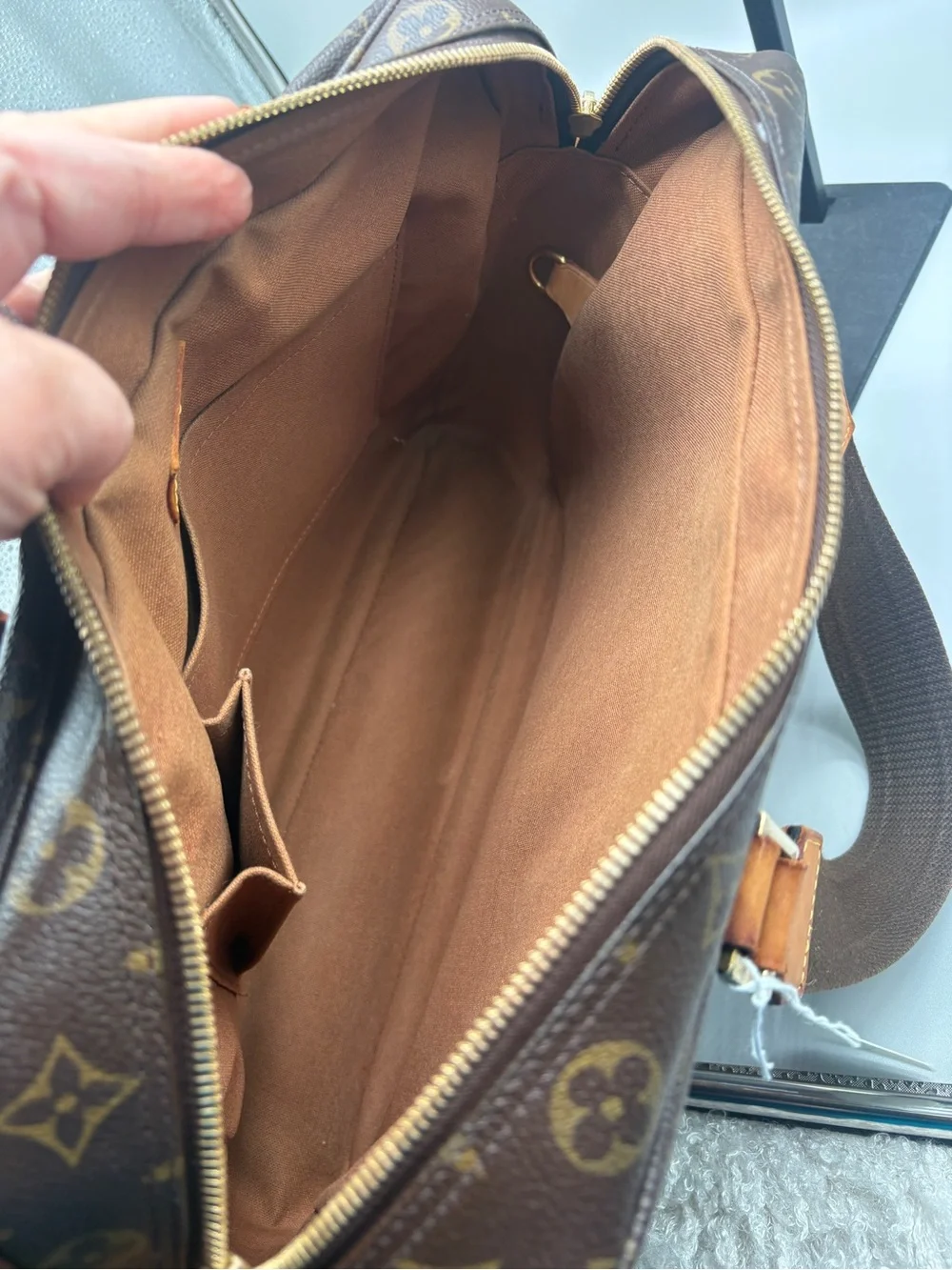 Louis Vuitton authentic louis
